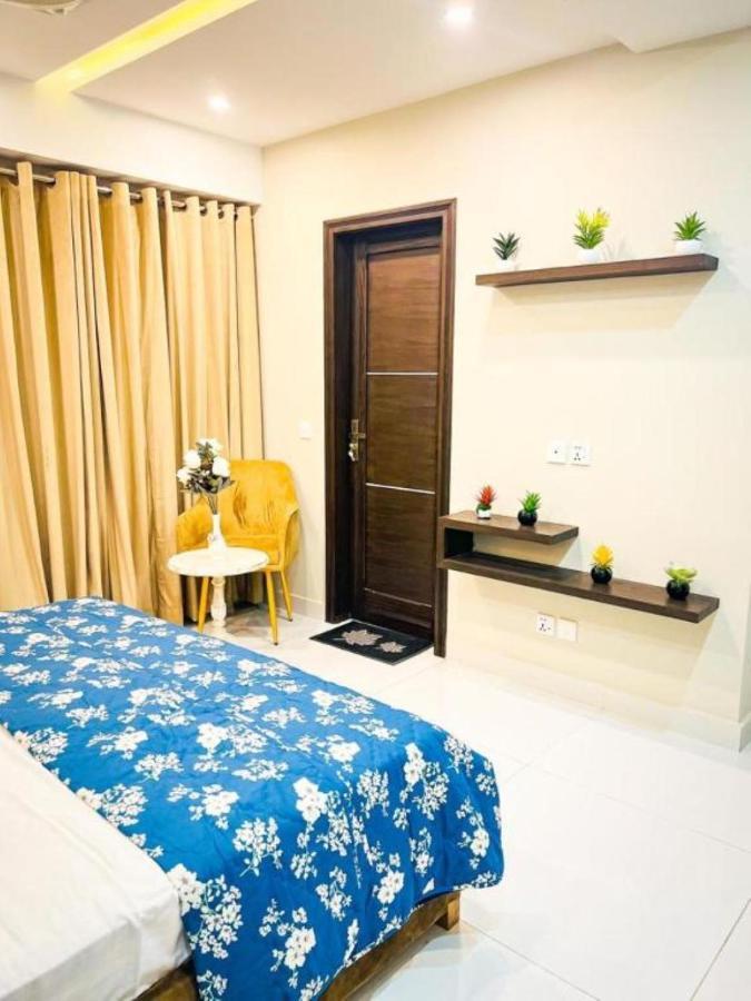 Eiffel Luxury Apartments Lahaur Zewnętrze zdjęcie